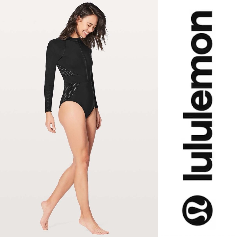 Lululemon Coastline Paddle Suit Black Long Sleeve front zip Surf Suit size 2